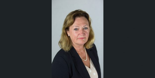 sarah-civil-nombrada-directora-reino-unido